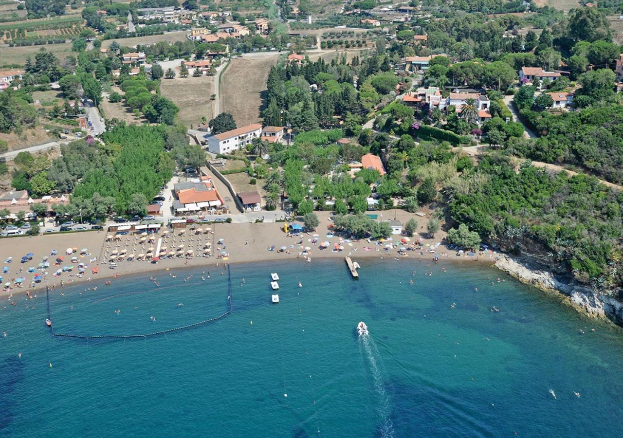 Ferienwohnung Le Maree Azzurra Porto Azzurro Exterior foto